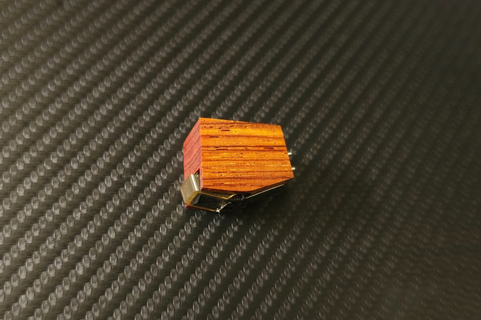 Custom-Made Wood Body for Philips GP Series made of Cocobolo Wood1