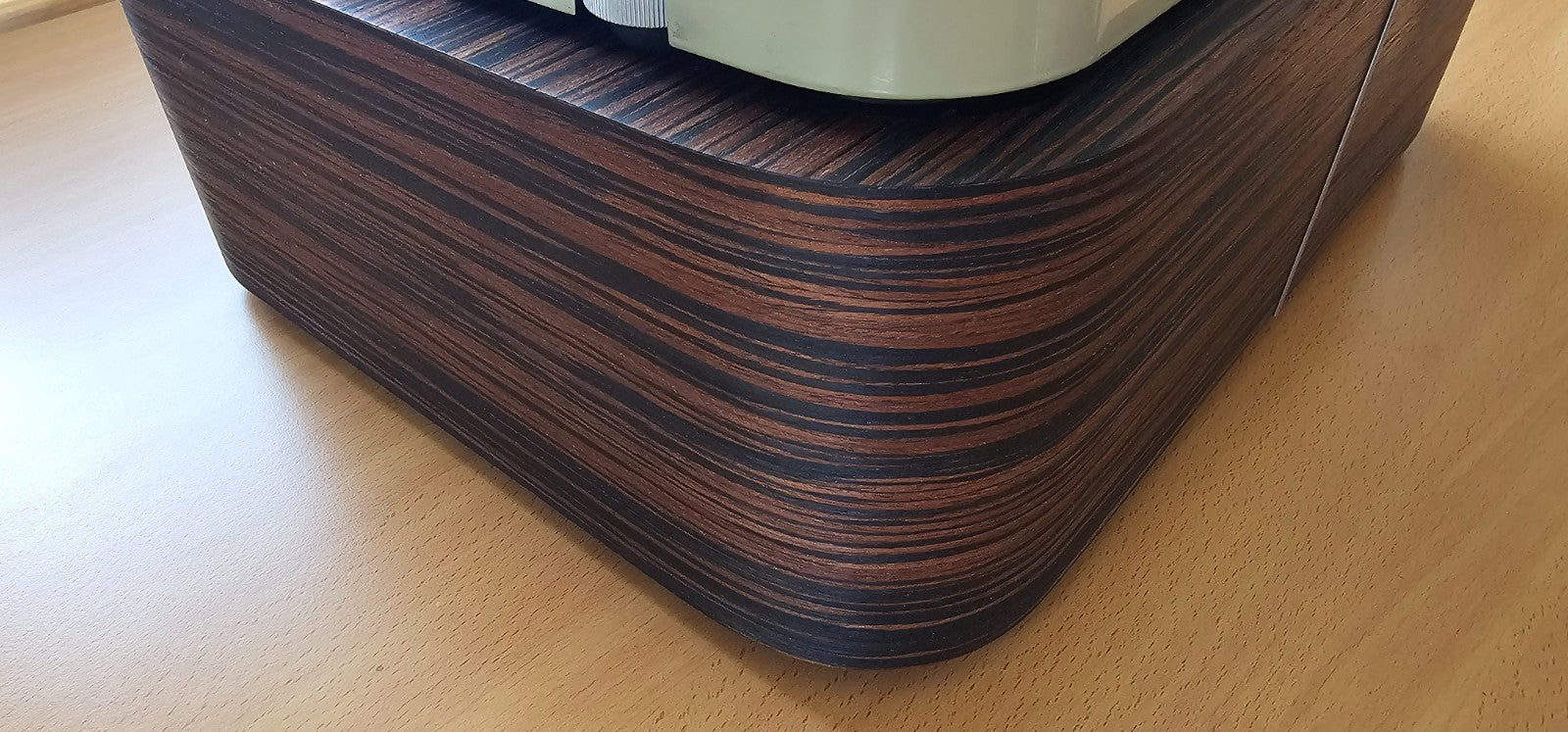 Thorens TD124 Zarge / Plinth made of High Fidelity MDF Makassar Ebony Veneer7