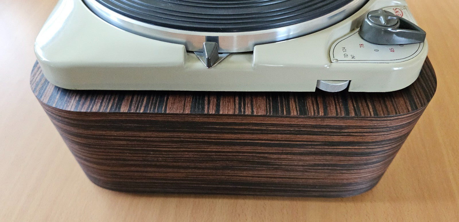 Thorens TD124 Zarge / Plinth made of High Fidelity MDF Makassar Ebony Veneer4