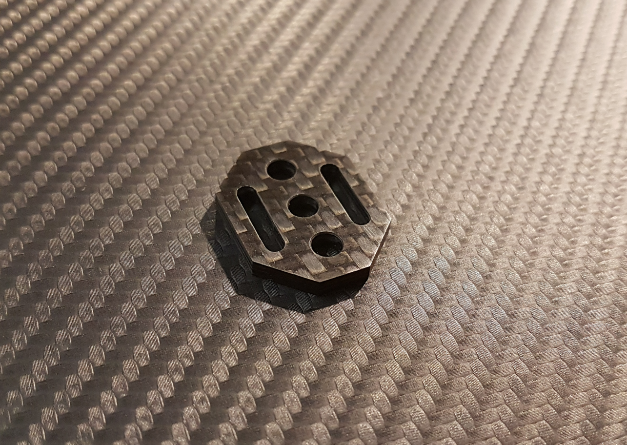 Headshell / Cartridge Isolation / Spacer for REGA RB Serie Tonearm Real Carbon2