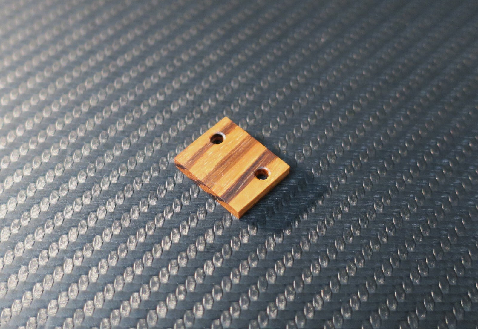 Universal Headshell Damper Spacer for Cartridges / Tonabnehmer made of Zebrawood1