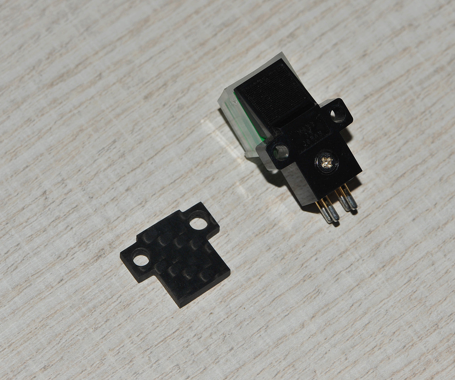 2mm Headshell Damper Spacer For Audio Technica AT95E Cartridge Racing Carbon3