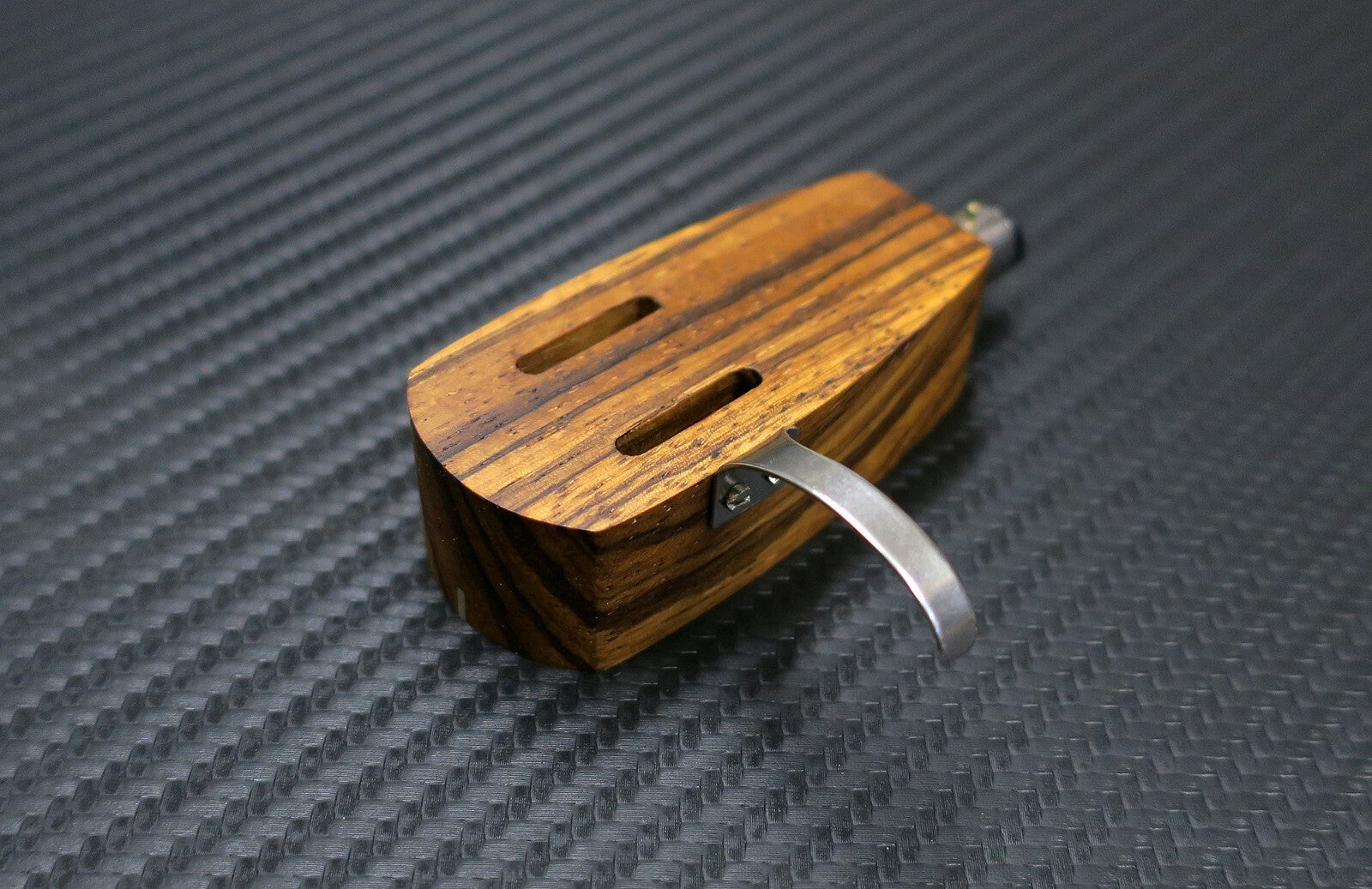 Custom-Made Headshell Opera Collection Serie Overhang Azimuth Adjustment Zebra1