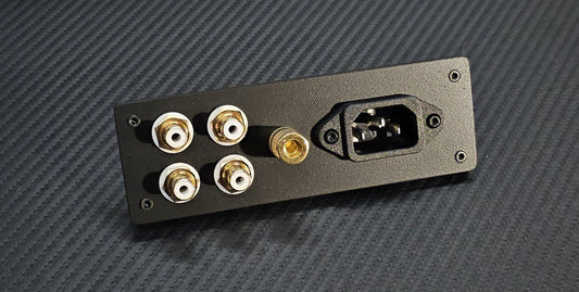 2x2 RCA & Ground & Power Board for Turntable, Loudspeakers, HiFi Equipment0