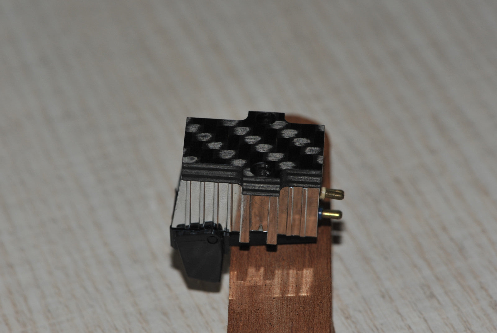 4mm Headshell Damper Spacer for SHURE V15 Type III Cartridges Real Racing Carbon1