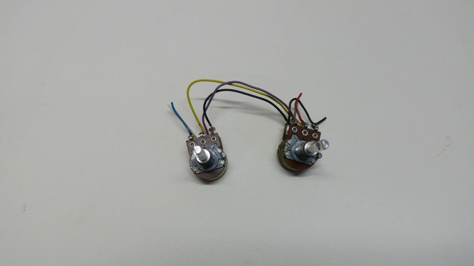 Philips N4520 Reel to Reel 2x Potentiometer / Spare part / Genuine Part0