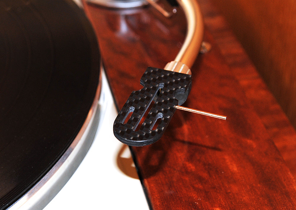 Exclusive Custom-made Headshell made from Real Racing Carbon gold plated SME1