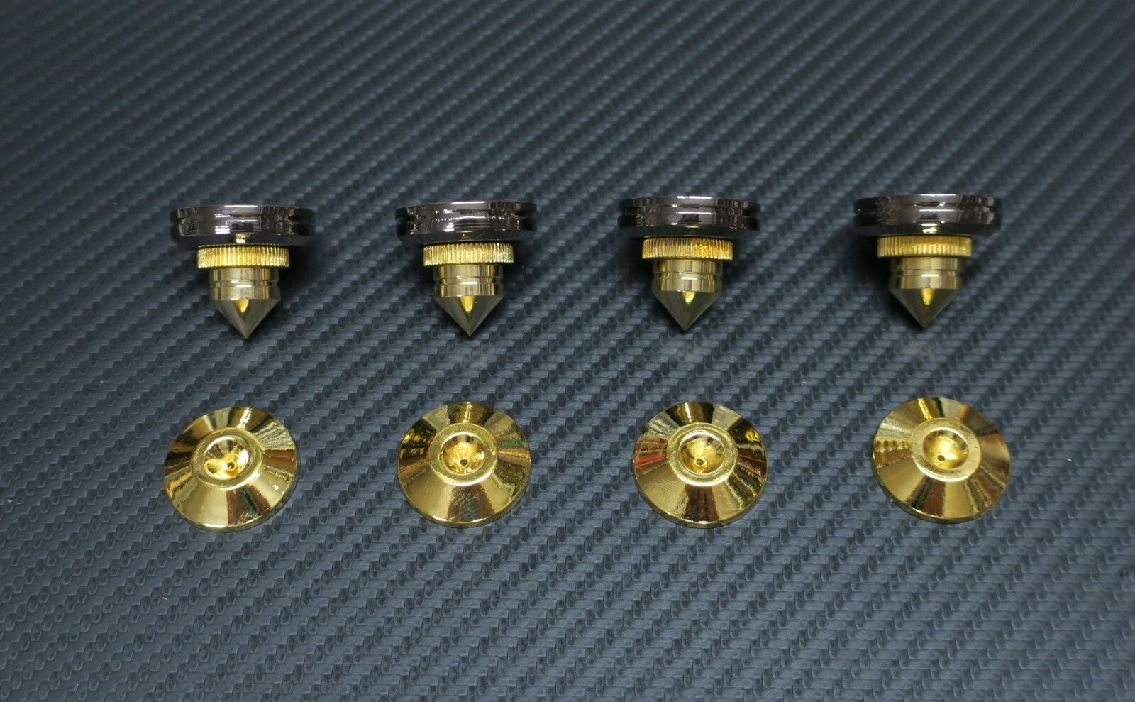 4x Spikes + 4x Pads / Isolierung for Plattenspieler / Lautsprecher / Boxen - NEW0