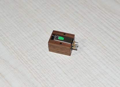 Custom-Made Walnut Wood Body for Audio-Technica AT95 Cartridge (MC Design)